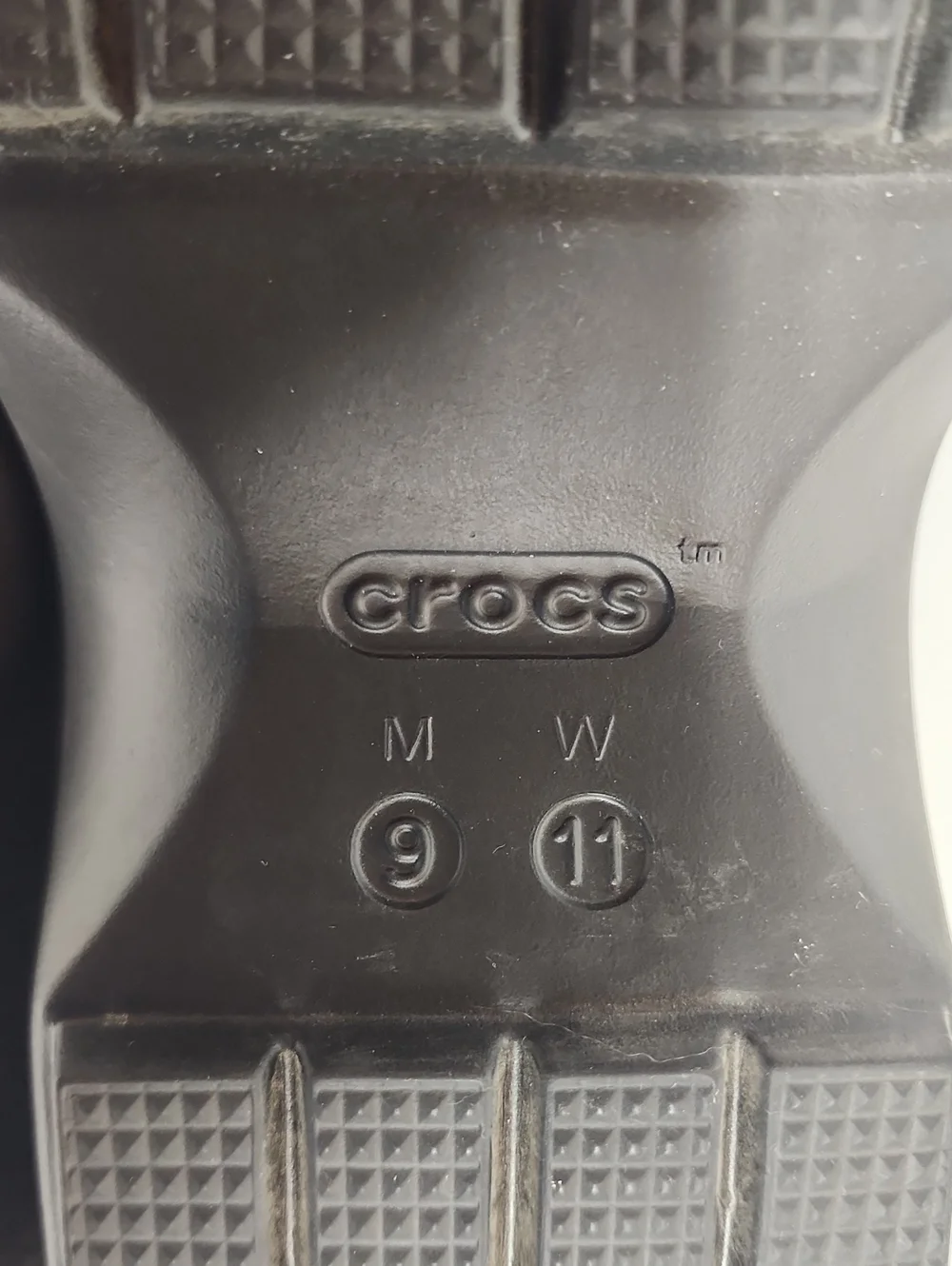 CROCS Platform Unisex Black Platform Slip-On Loafer M9 W11 Comfort Style Rare